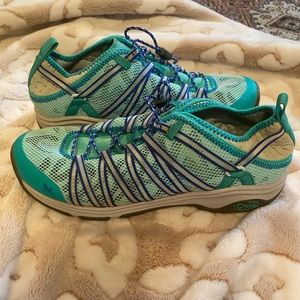 Chaco water hiking shoes size 9